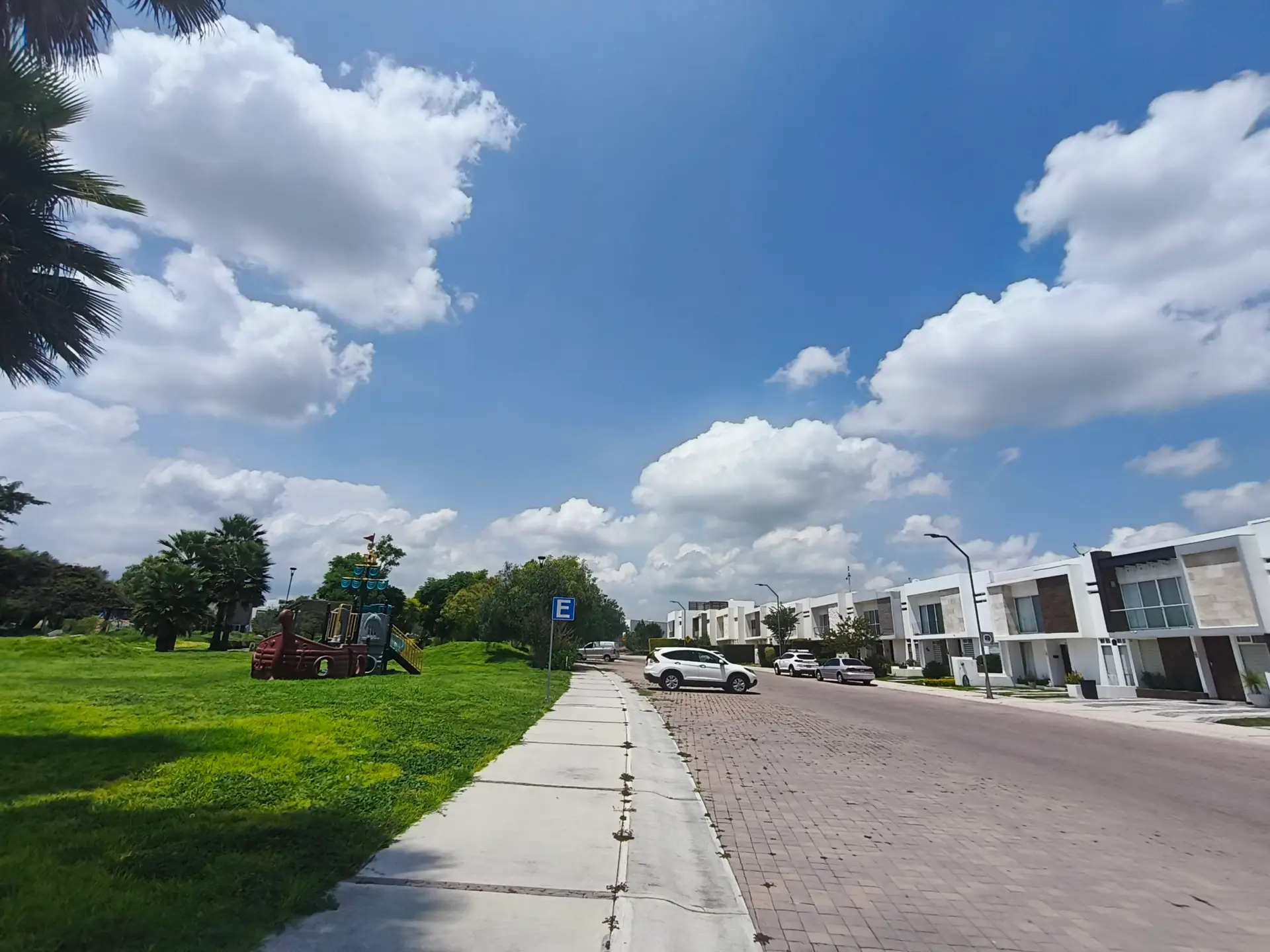 Terrenos residencial en Querétaro Corregidora-Cañadas del valle. Facilidades de pagos.