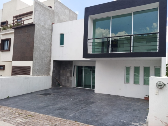 Punta Esmeralda-Punta cuarzo zona residencial Quéretaro.
